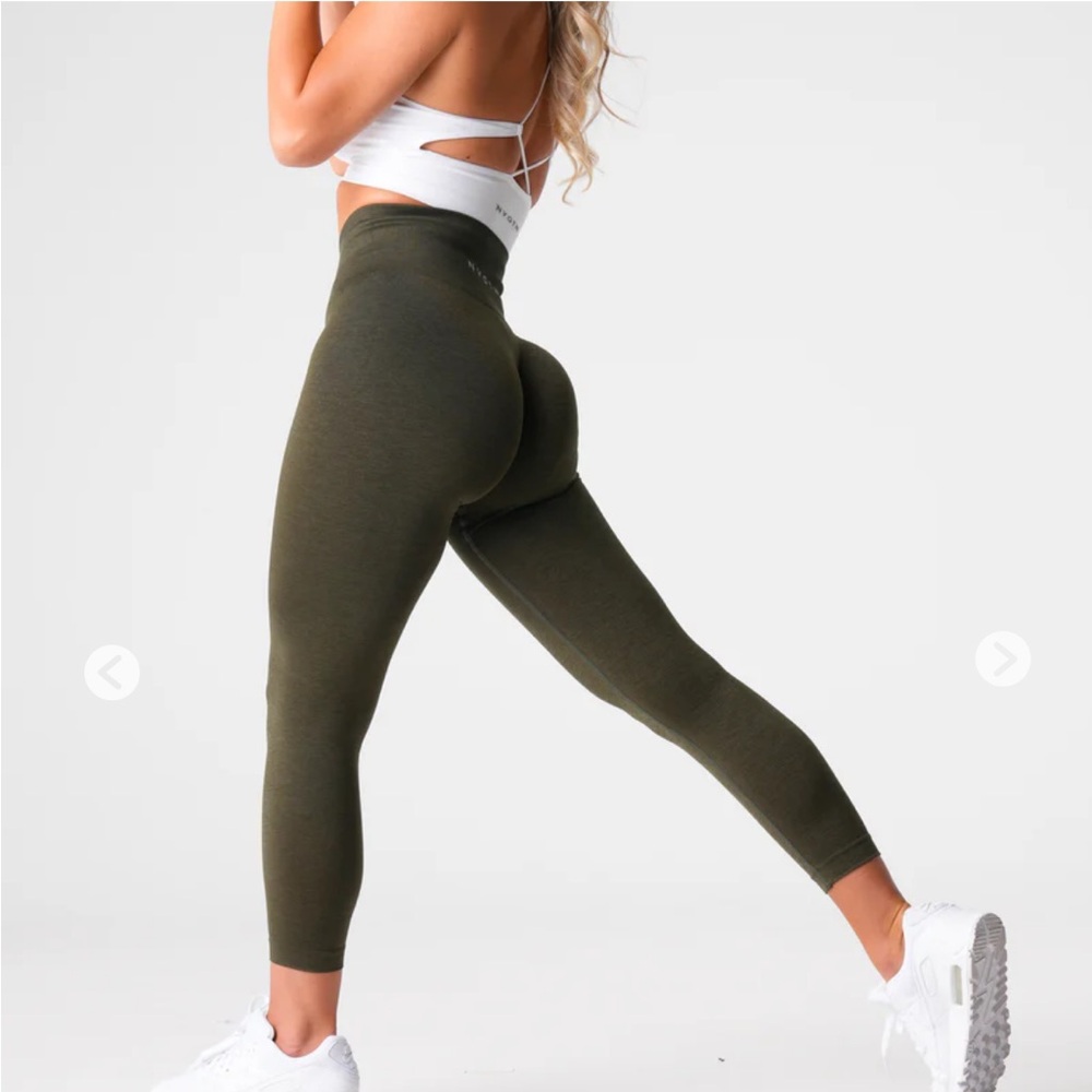 NVGTN Olive Shape Seamless Leggings